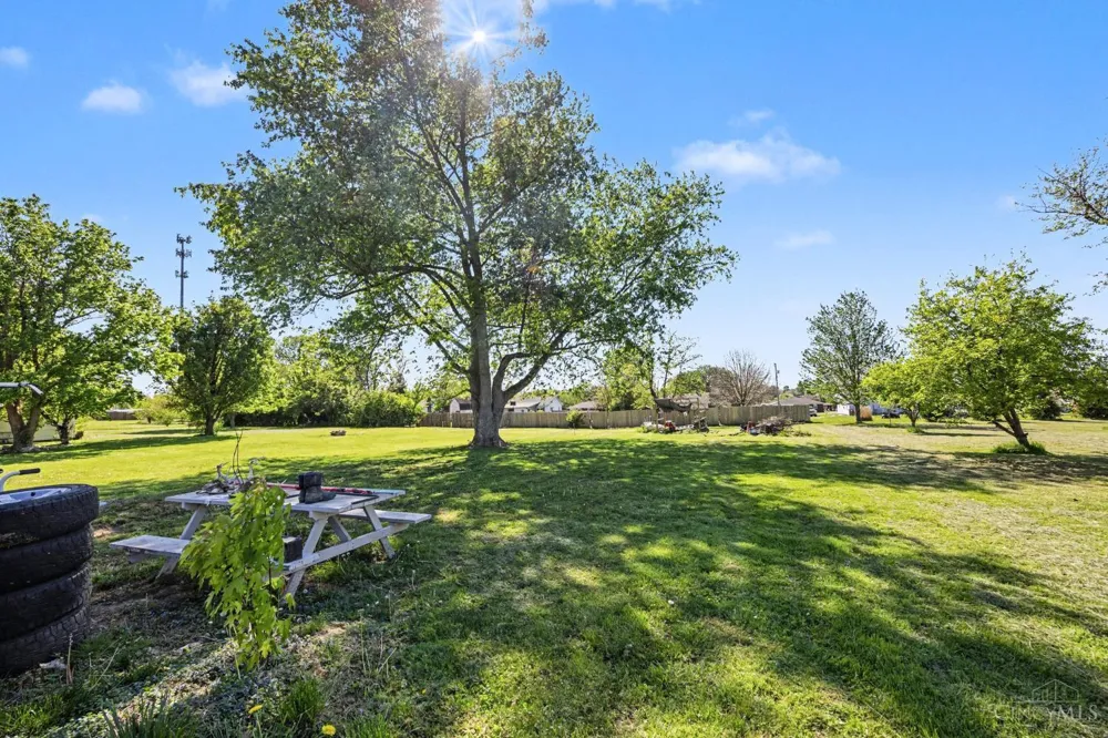 4441 St Rt 48 Clearcreek, OH 45036