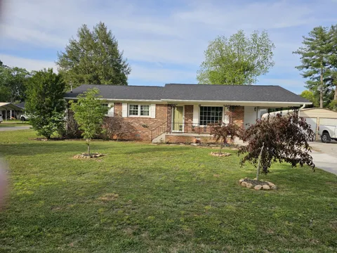 106 Willow St