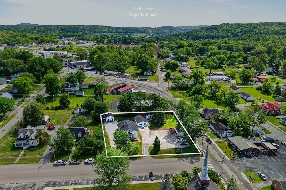 105 Roberts St Livingston, TN 38570