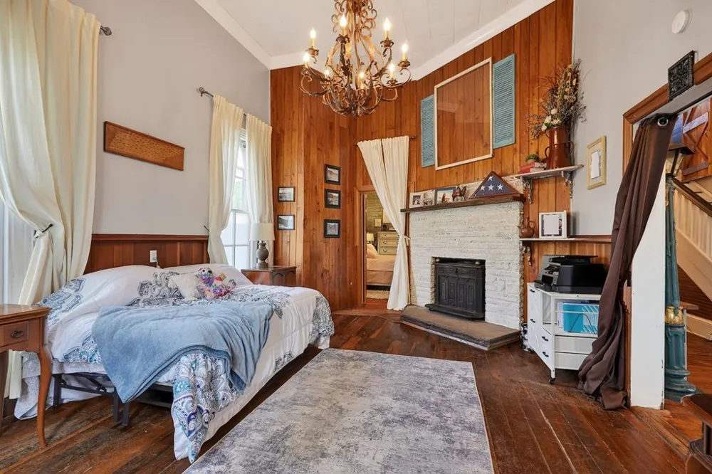105 Roberts St Livingston, TN 38570
