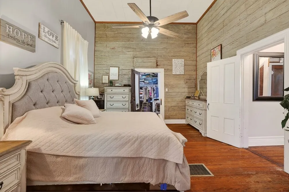 105 Roberts St Livingston, TN 38570