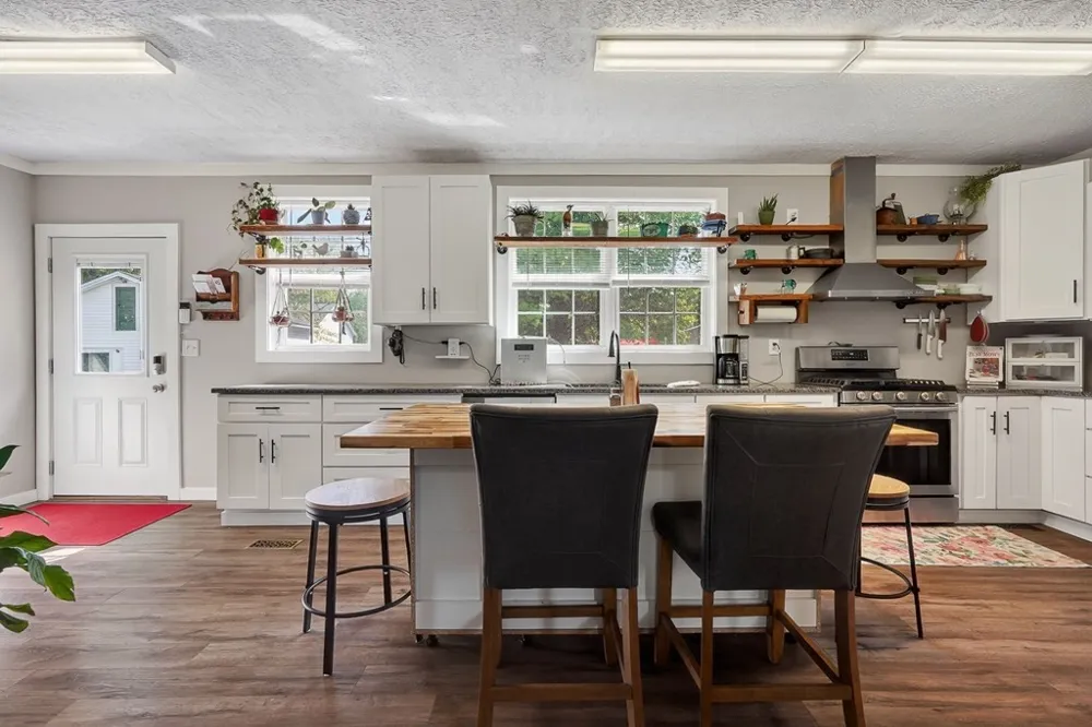 105 Roberts St Livingston, TN 38570