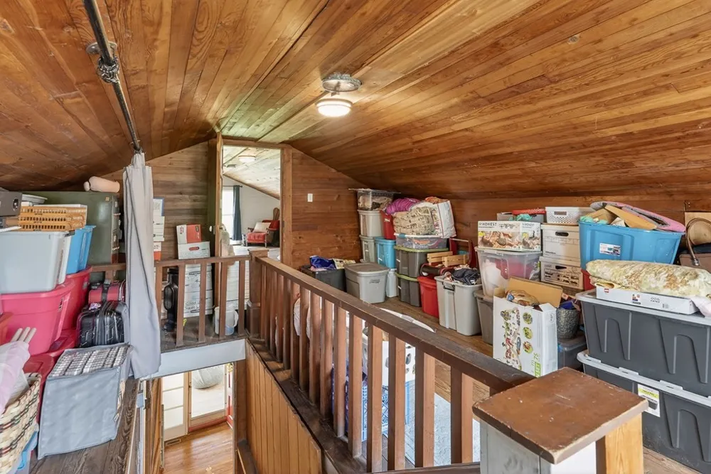 105 Roberts St Livingston, TN 38570