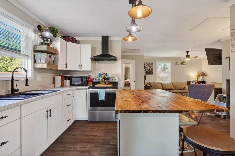 105 Roberts St Livingston, TN 38570