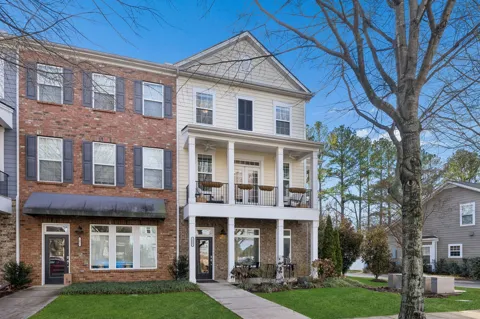 1035 Avery Park Dr