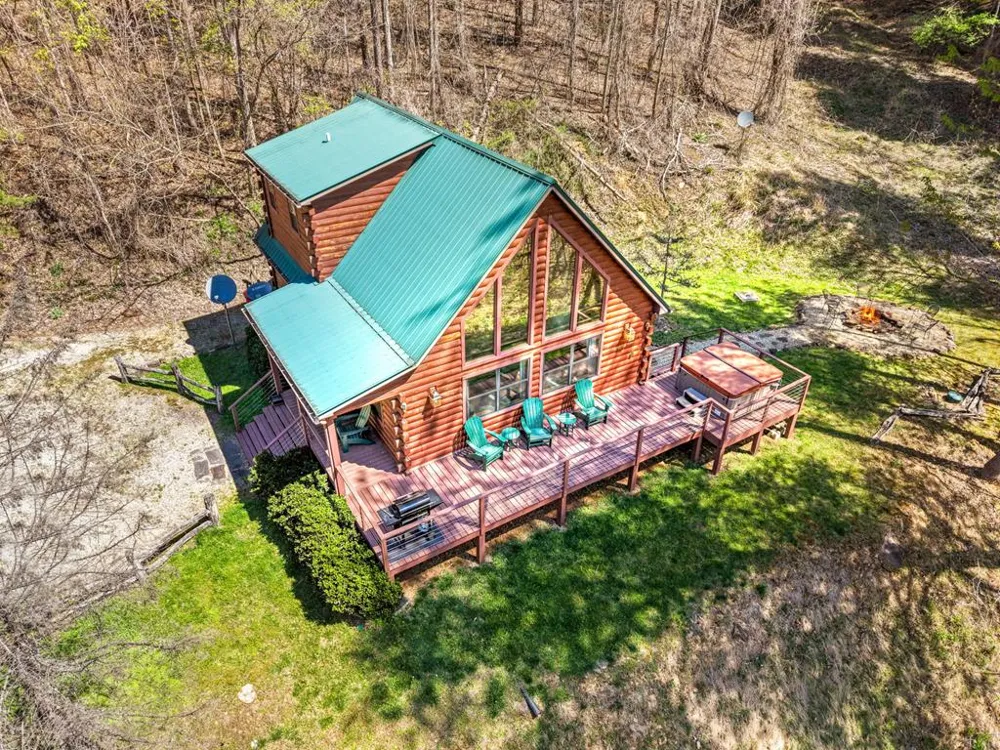 Chickadee Drive Bryson City, NC 28713