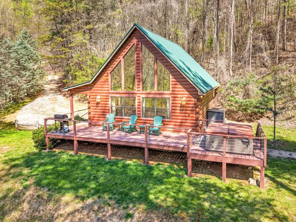 Chickadee Drive Bryson City, NC 28713