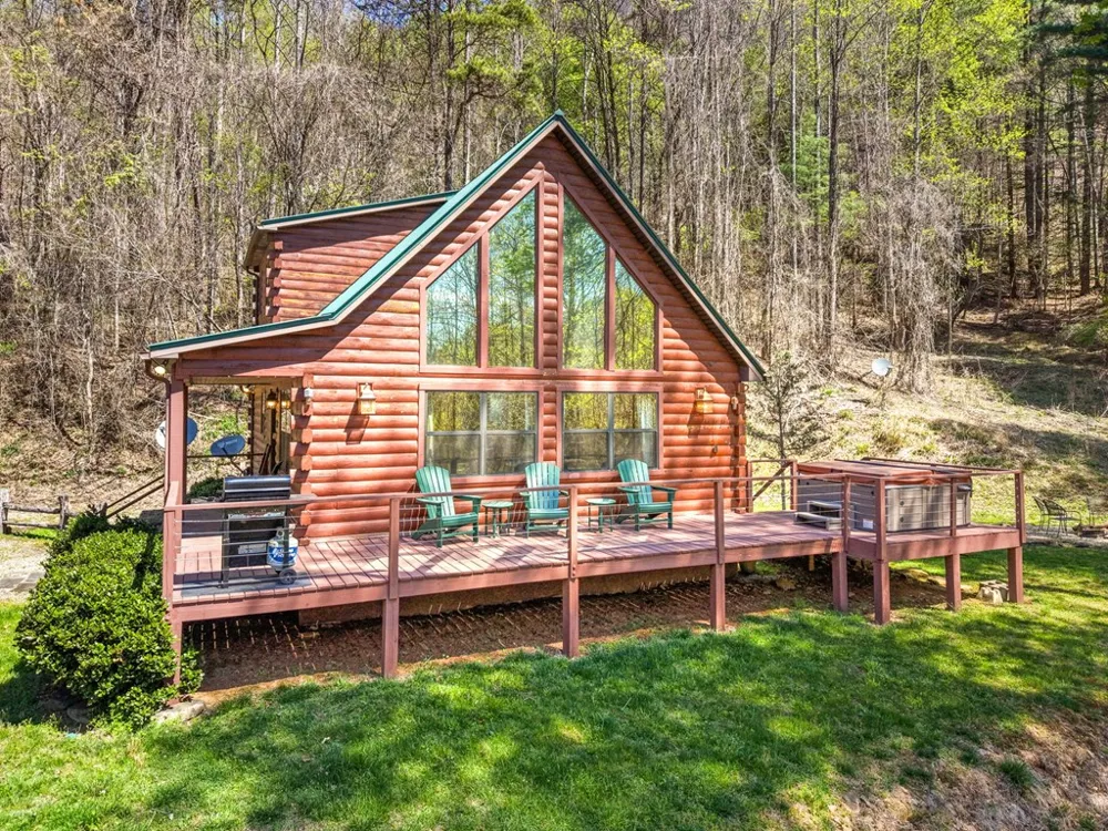 Chickadee Drive Bryson City, NC 28713