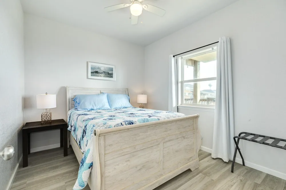 116 Howard Avenue #G Surfside Beach, TX 77541