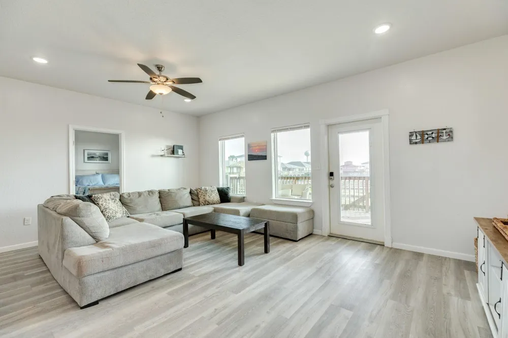 116 Howard Avenue #G Surfside Beach, TX 77541