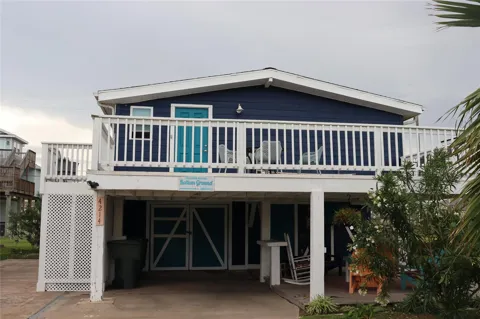 4214 Reeves Drive