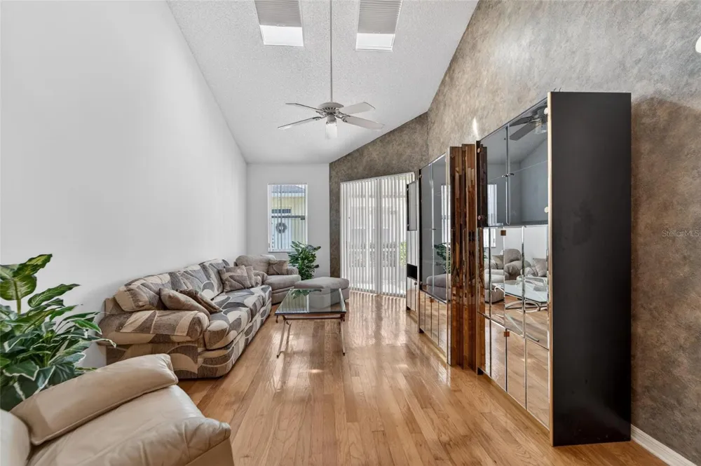 1050 STARKEY ROAD #509 Largo, FL 33771
