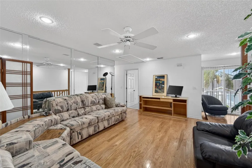 1050 STARKEY ROAD #509 Largo, FL 33771