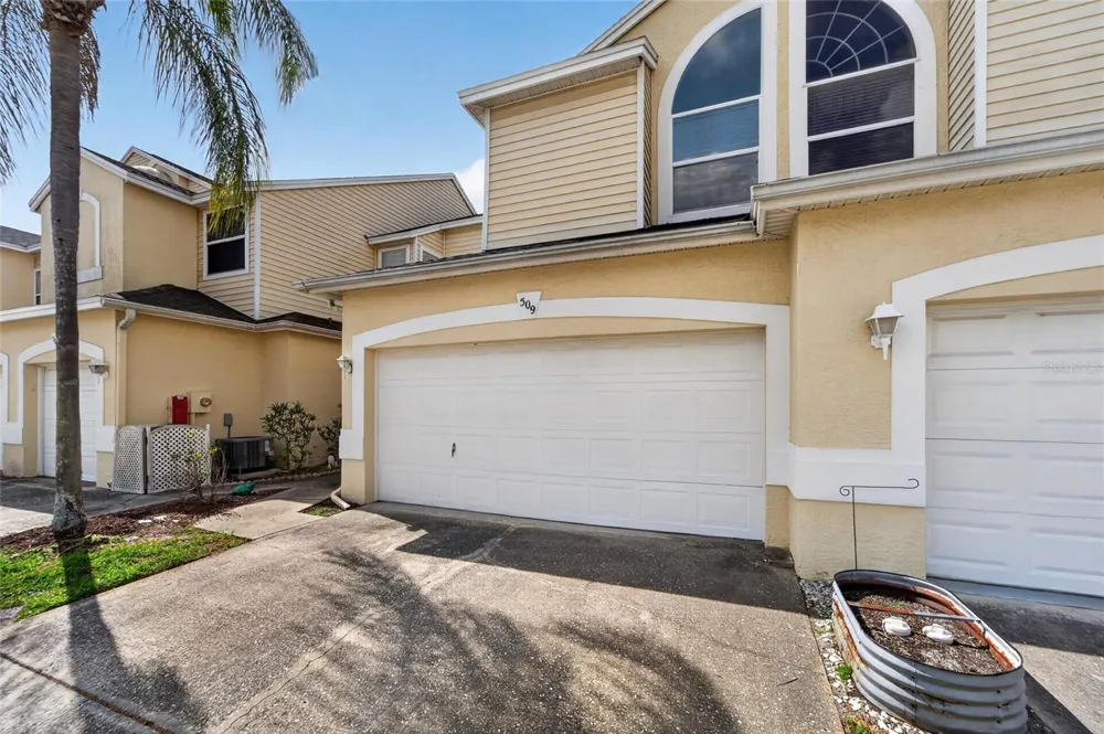 1050 STARKEY ROAD #509 Largo, FL 33771