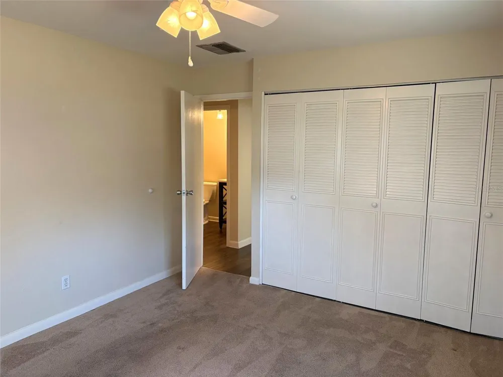 2202 CLUBHOUSE DRIVE #185 Sun City Center, FL 33573