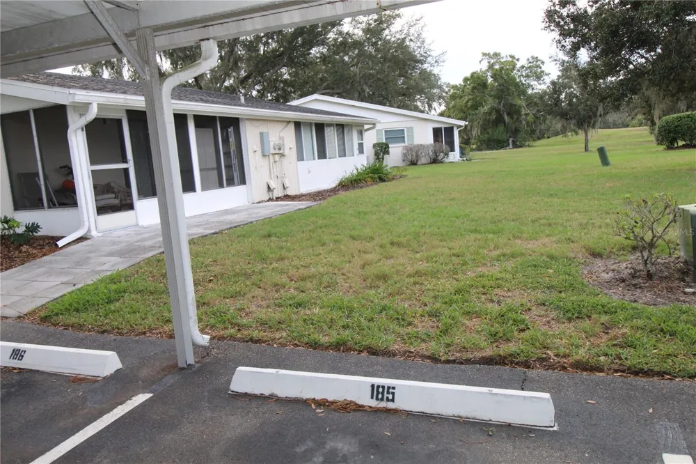 2202 CLUBHOUSE DRIVE #185 Sun City Center, FL 33573