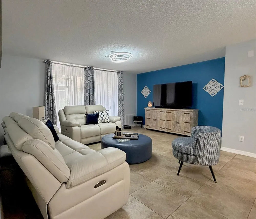 2122 CLOVER HILL ROAD Palm Harbor, FL 34683