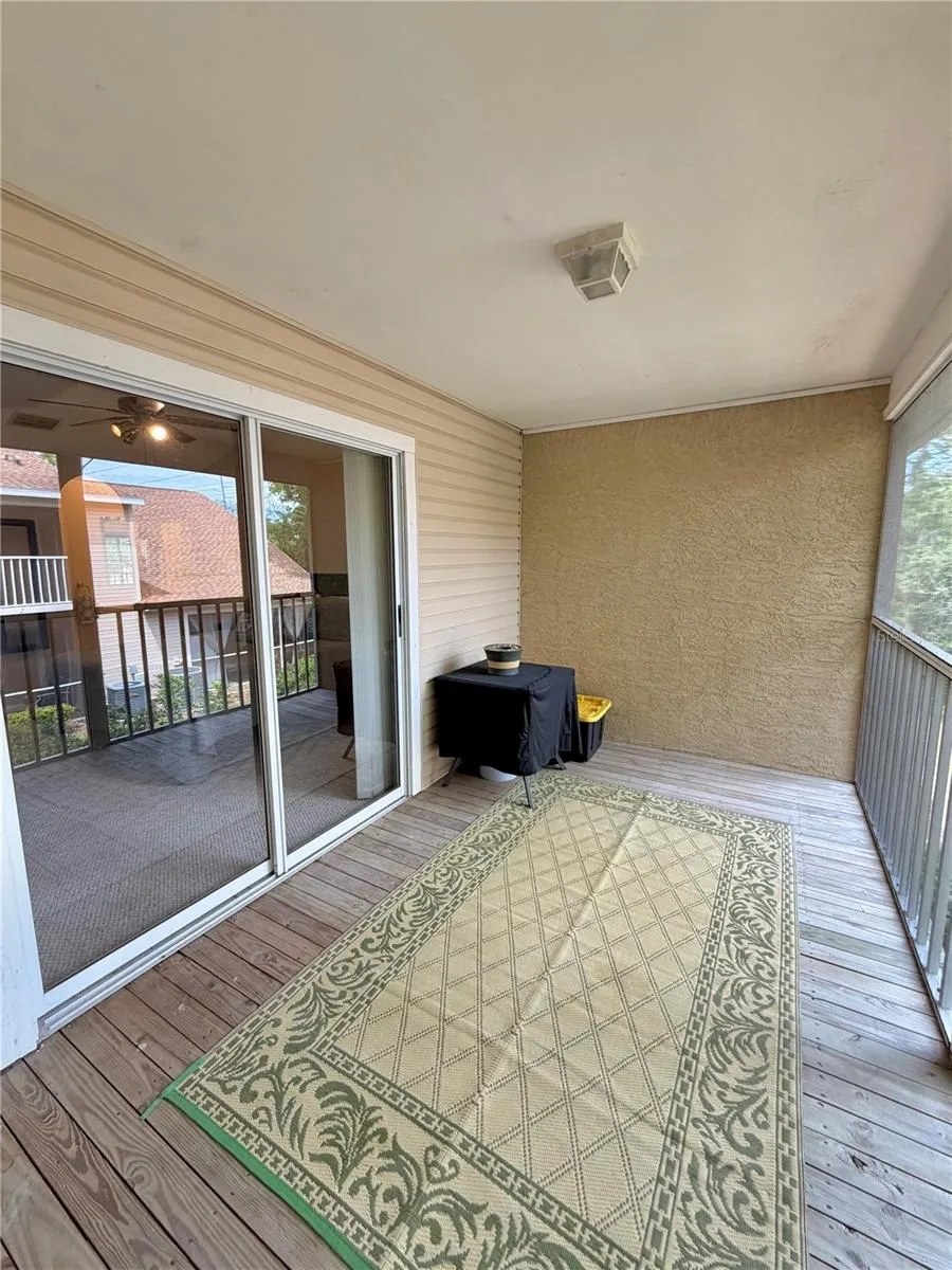 2122 CLOVER HILL ROAD Palm Harbor, FL 34683