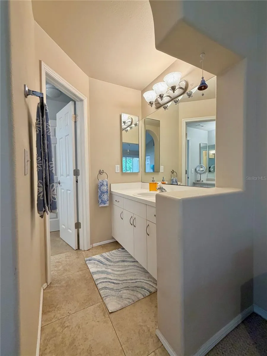 2122 CLOVER HILL ROAD Palm Harbor, FL 34683