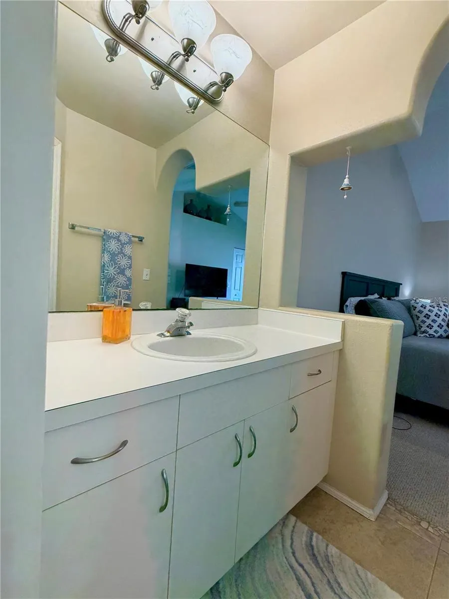 2122 CLOVER HILL ROAD Palm Harbor, FL 34683