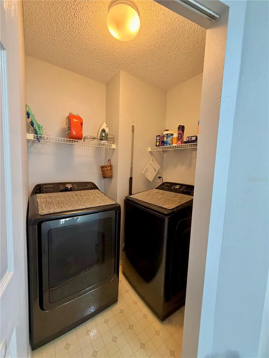 2122 CLOVER HILL ROAD Palm Harbor, FL 34683