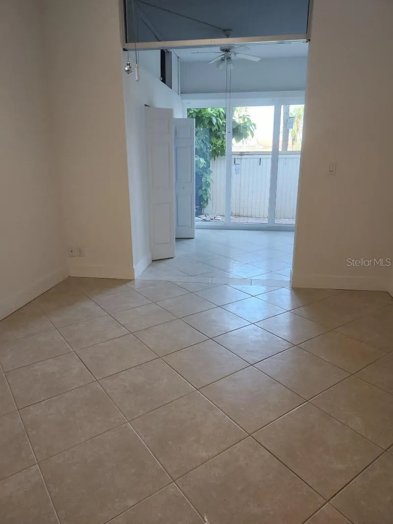 7400 SUN ISLAND DRIVE S #107 South Pasadena, FL 33707
