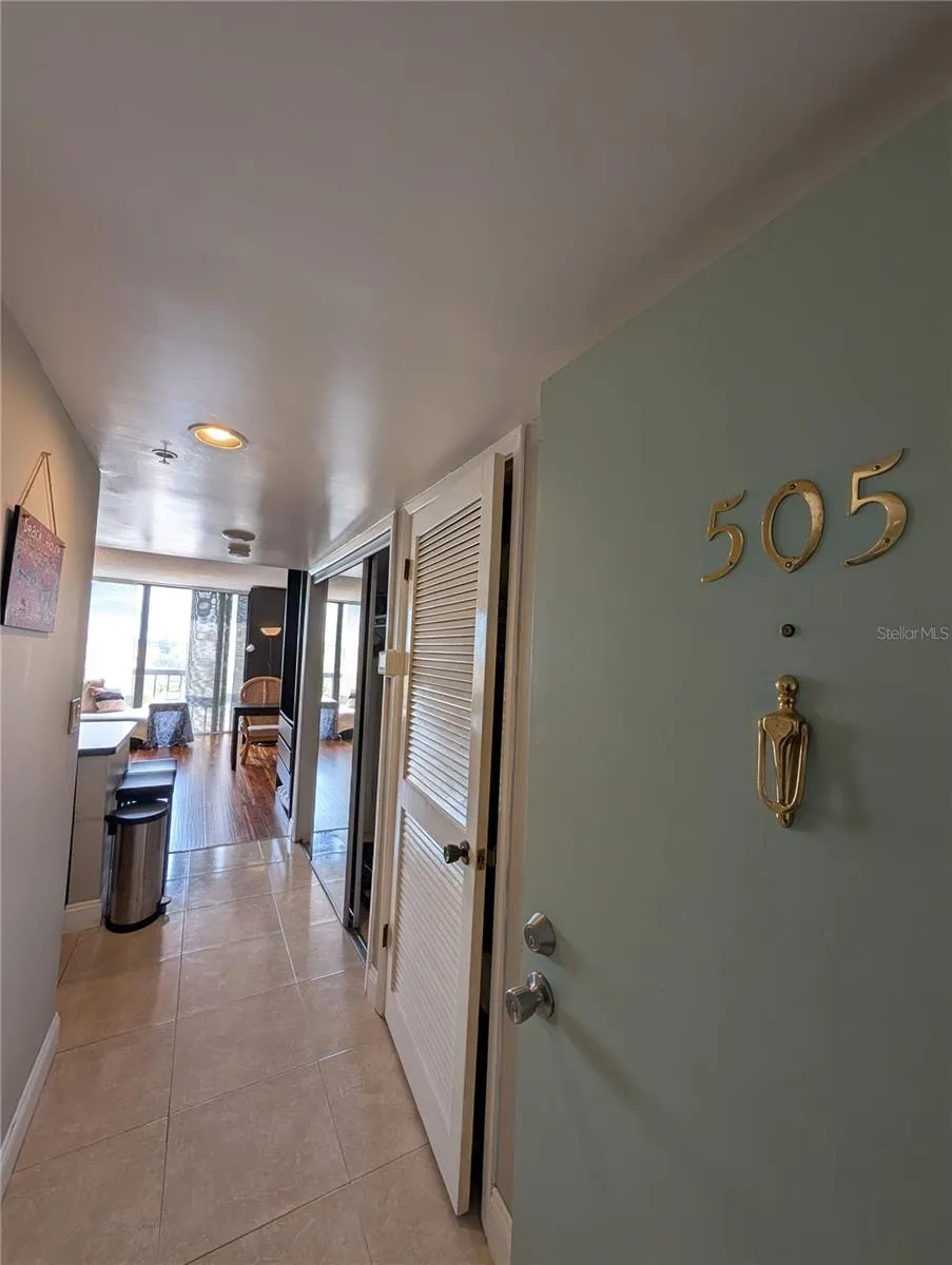 255 DOLPHIN POINT #505 Clearwater Beach, FL 33767