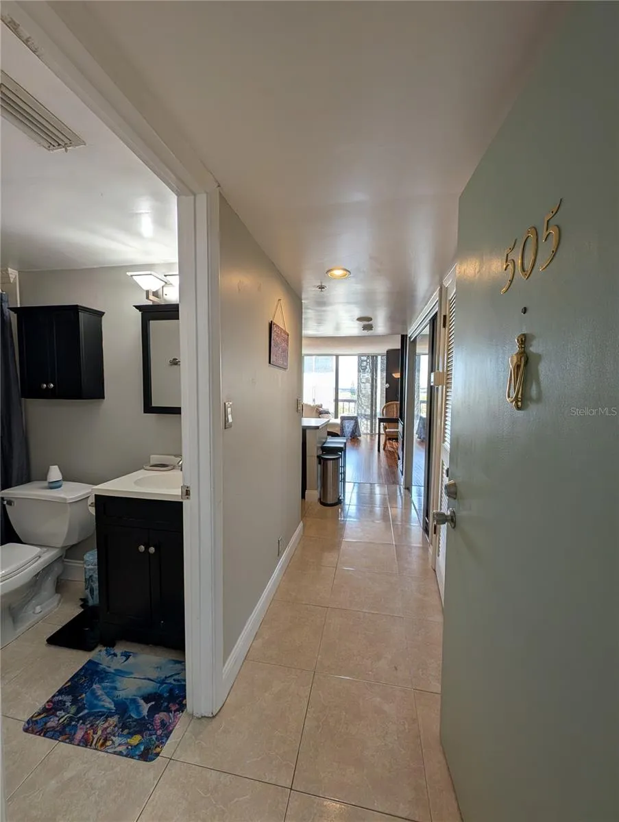 255 DOLPHIN POINT #505 Clearwater Beach, FL 33767