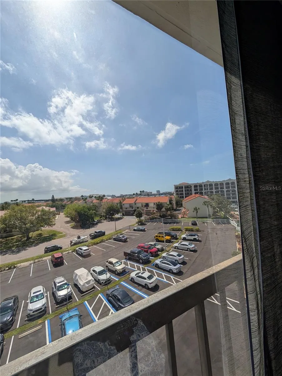 255 DOLPHIN POINT #505 Clearwater Beach, FL 33767