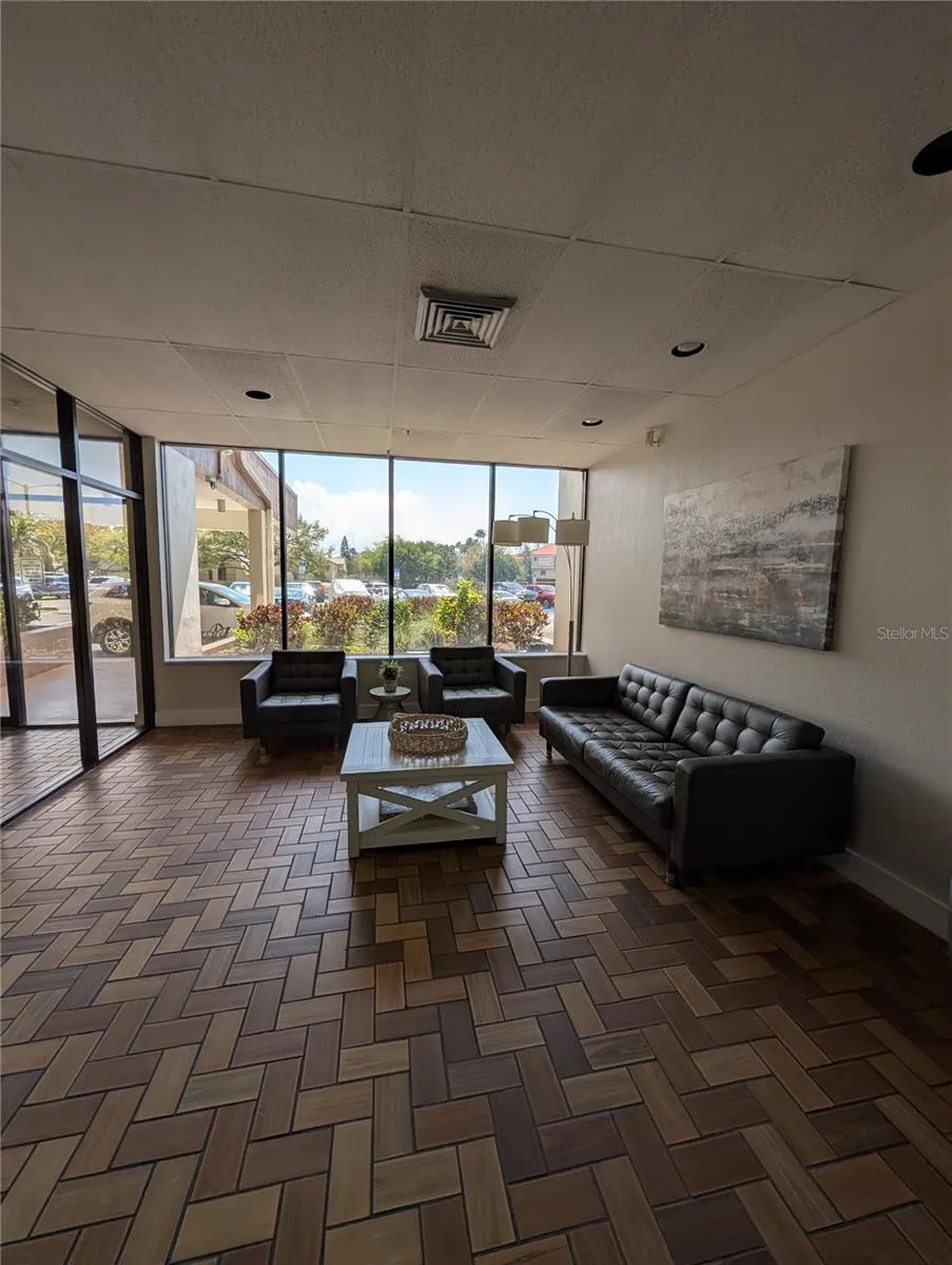 255 DOLPHIN POINT #505 Clearwater Beach, FL 33767