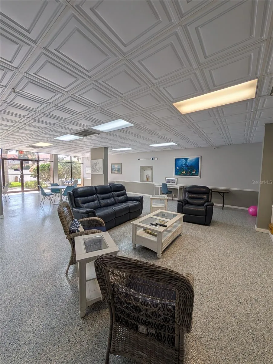 255 DOLPHIN POINT #505 Clearwater Beach, FL 33767