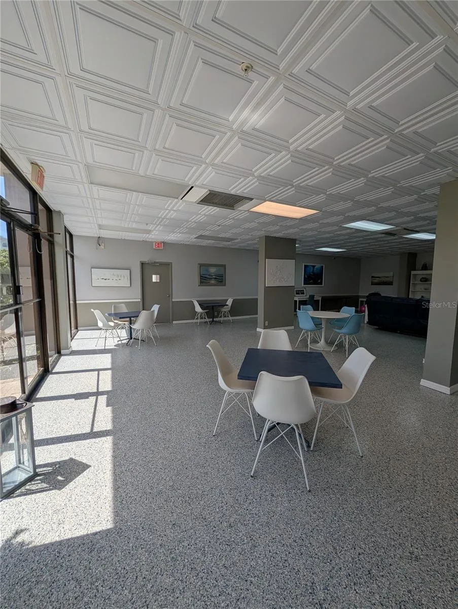 255 DOLPHIN POINT #505 Clearwater Beach, FL 33767