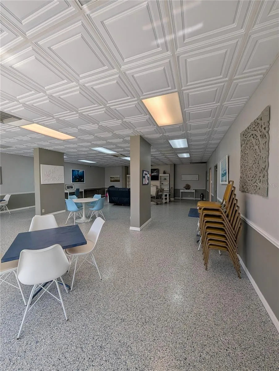 255 DOLPHIN POINT #505 Clearwater Beach, FL 33767