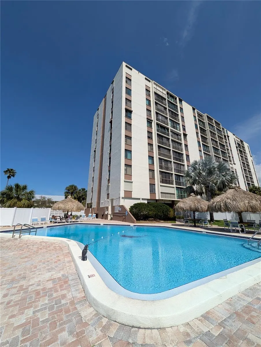 255 DOLPHIN POINT #505 Clearwater Beach, FL 33767
