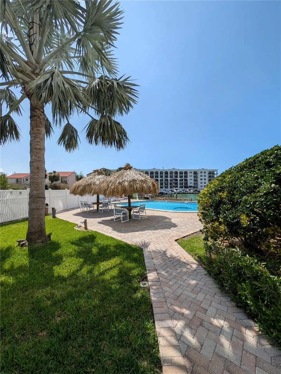 255 DOLPHIN POINT #505 Clearwater Beach, FL 33767