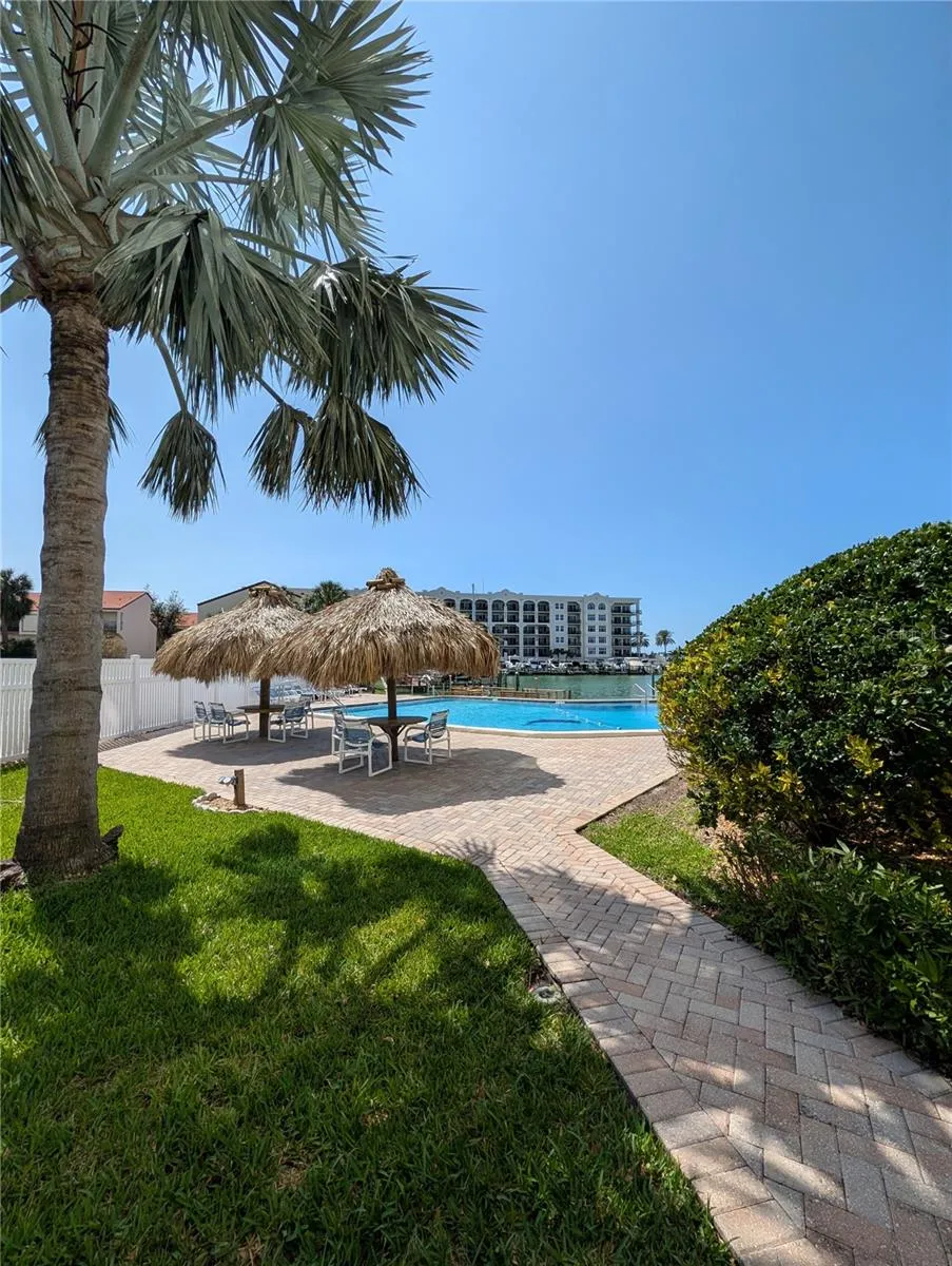 255 DOLPHIN POINT #505 Clearwater Beach, FL 33767