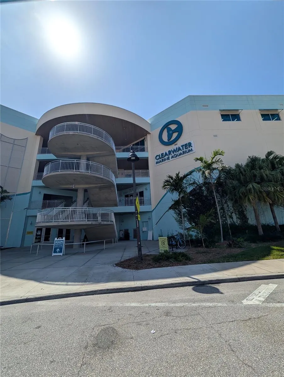 255 DOLPHIN POINT #505 Clearwater Beach, FL 33767