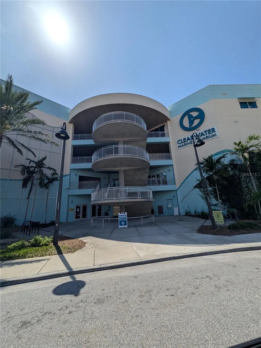 255 DOLPHIN POINT #505 Clearwater Beach, FL 33767