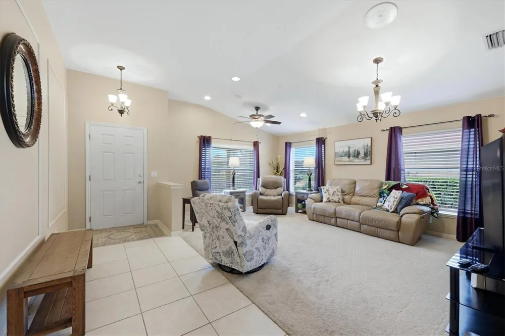 1528 SCARLETT AVENUE North Port, FL 34289