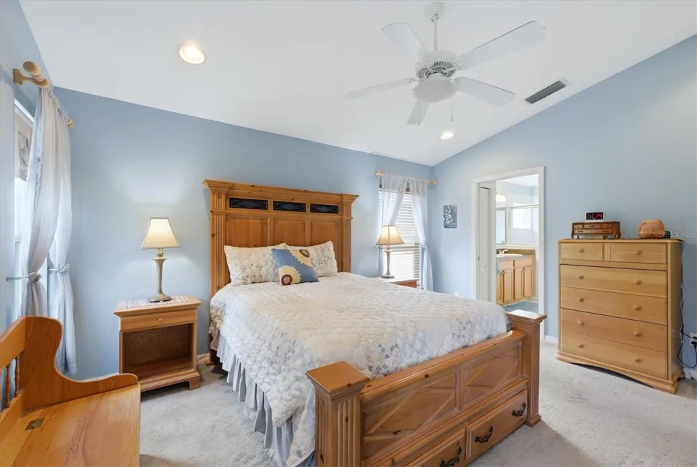 1528 SCARLETT AVENUE North Port, FL 34289
