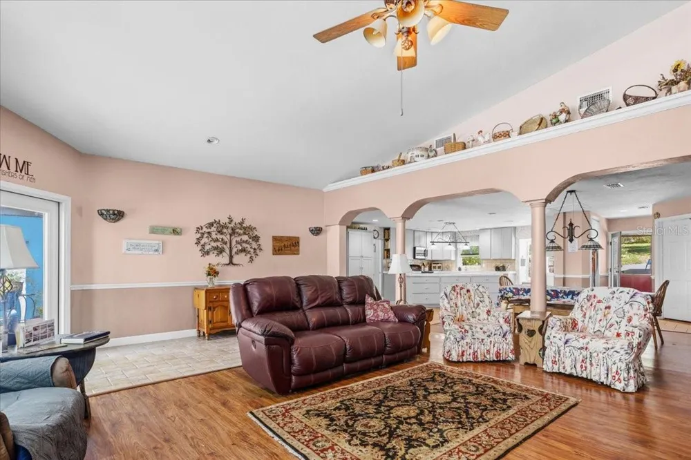 8386 AUSTIN ROAD Melrose, FL 32666