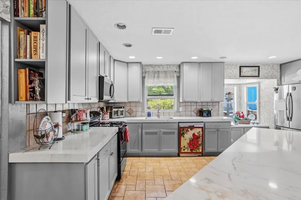 8386 AUSTIN ROAD Melrose, FL 32666
