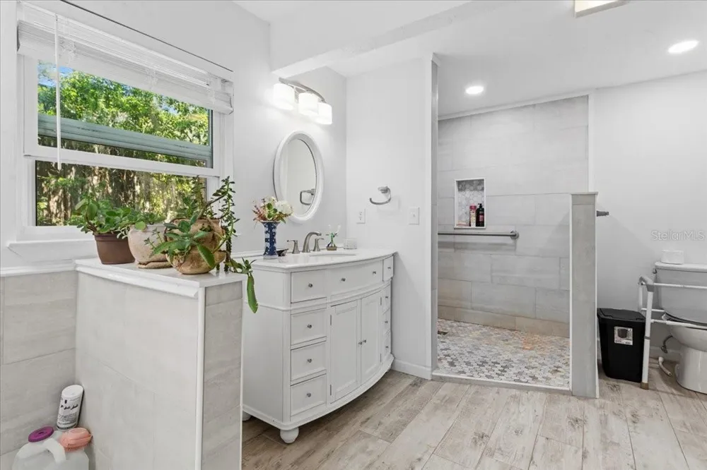 8386 AUSTIN ROAD Melrose, FL 32666