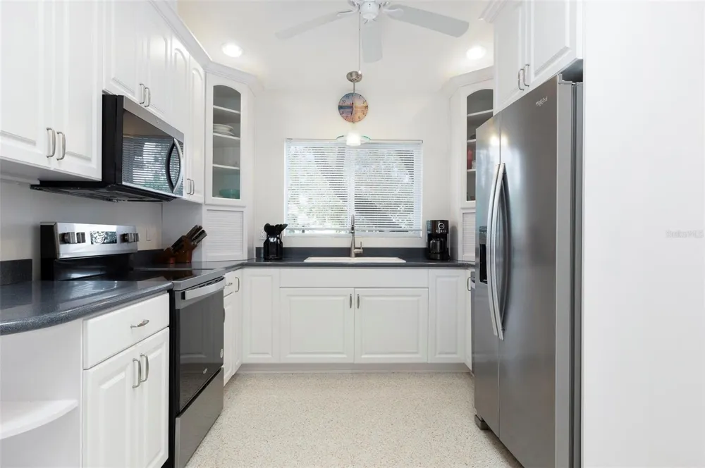 11855 4TH STREET E Treasure Island, FL 33706