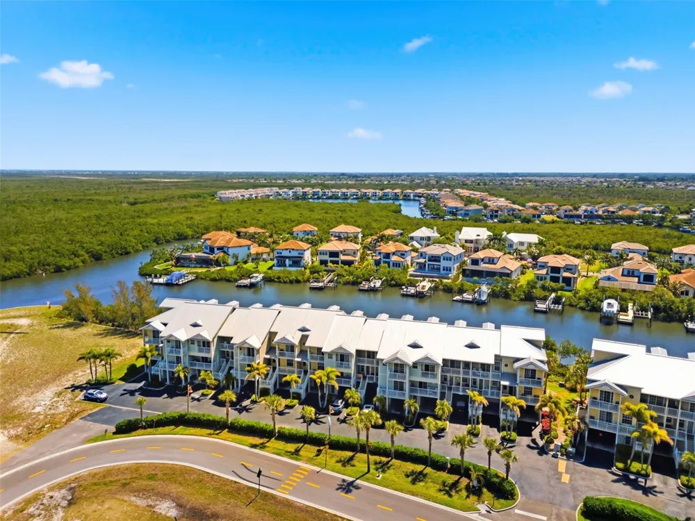 601 BAHIA BEACH BOULEVARD Ruskin, FL 33570