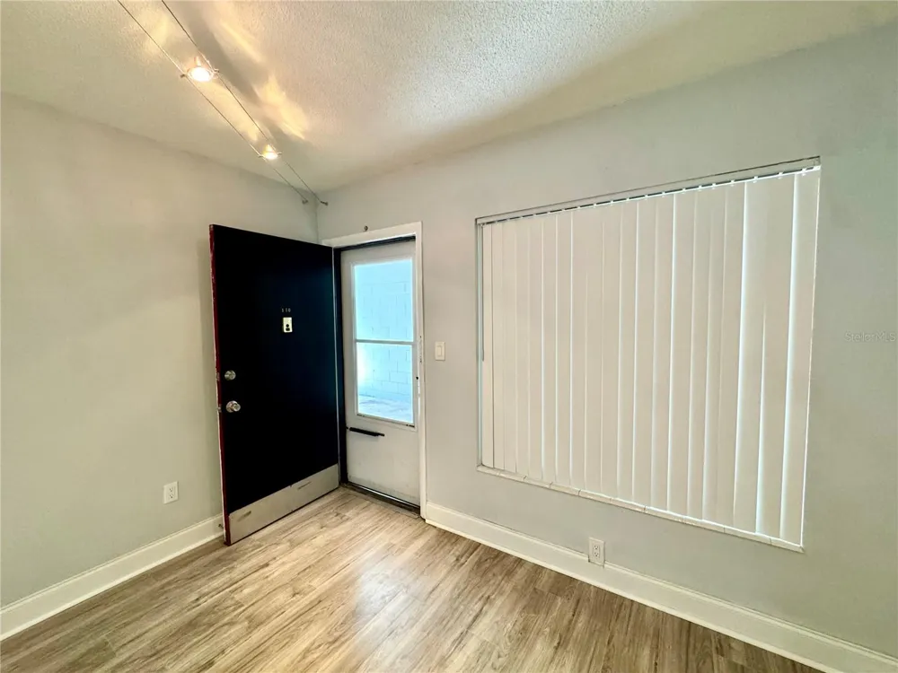 825 PRIMROSE DRIVE #110 Orlando, FL 32803