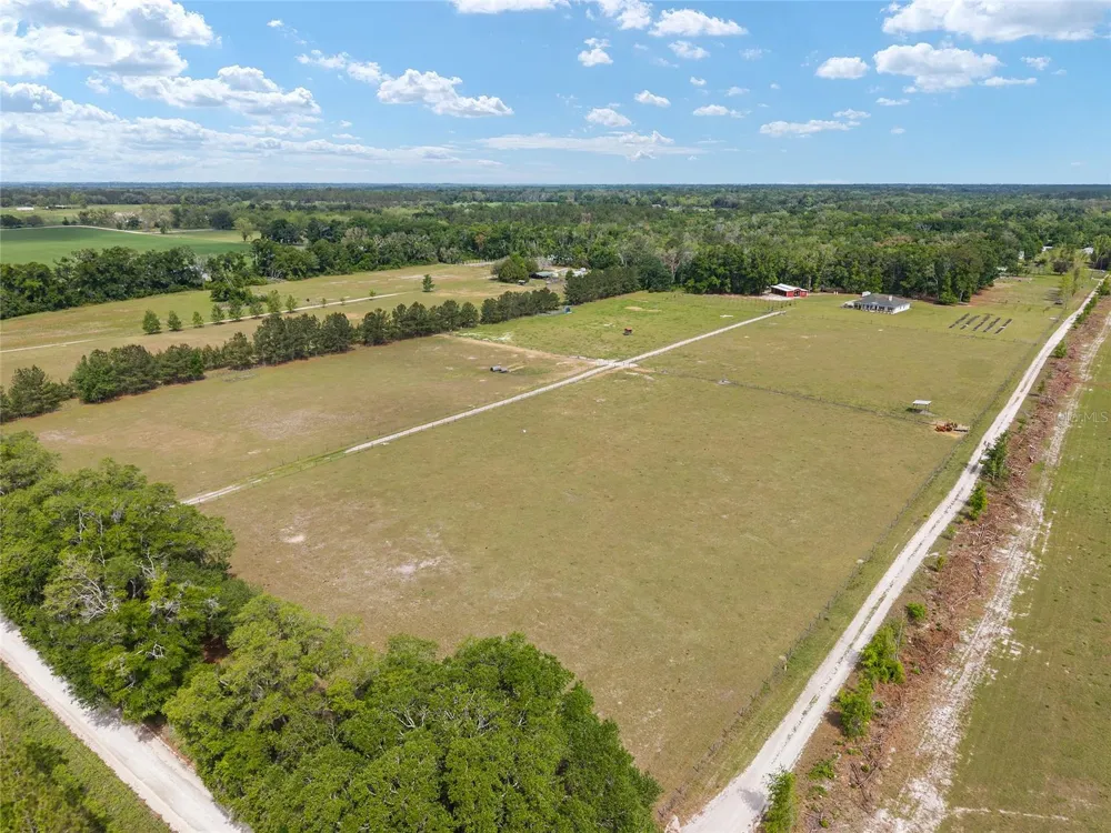 3725 172ND STREET Wellborn, FL 32094