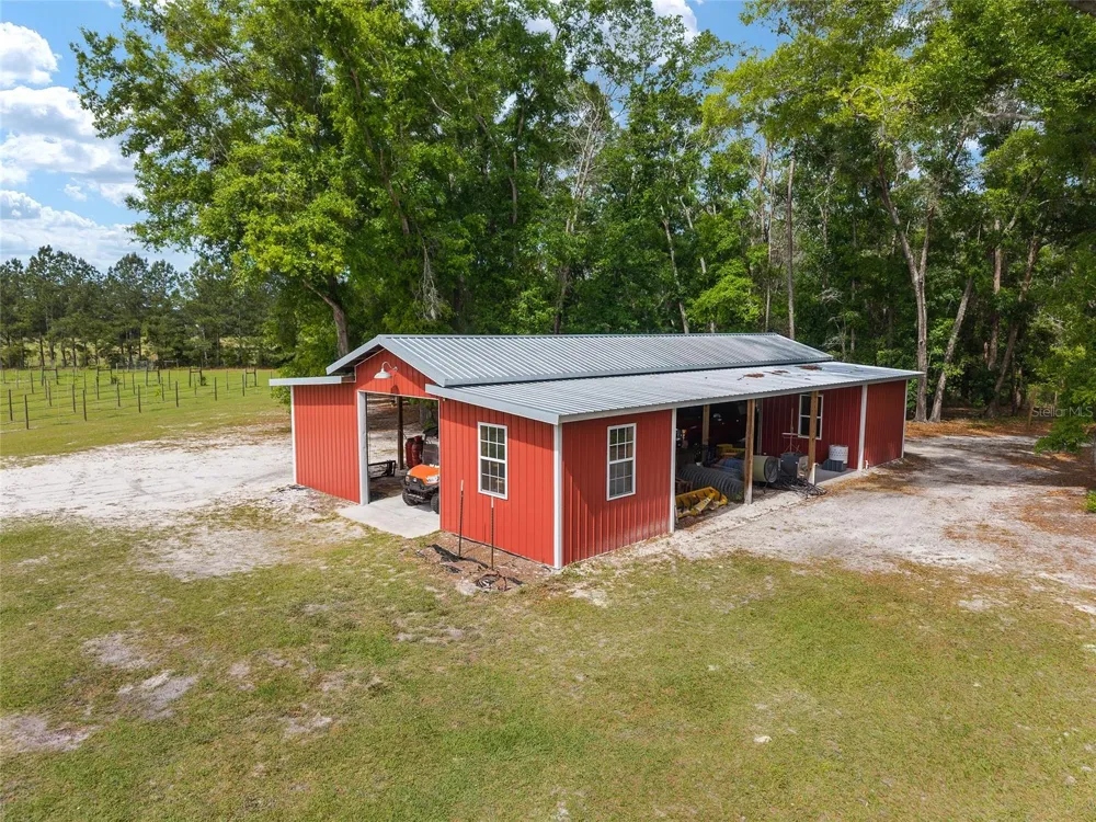 3725 172ND STREET Wellborn, FL 32094