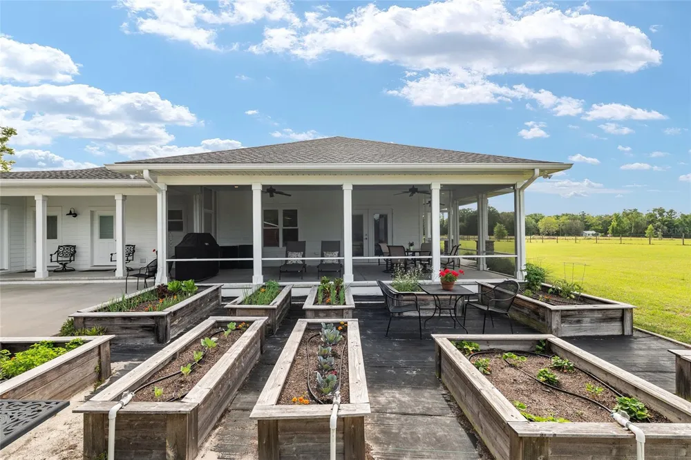 3725 172ND STREET Wellborn, FL 32094