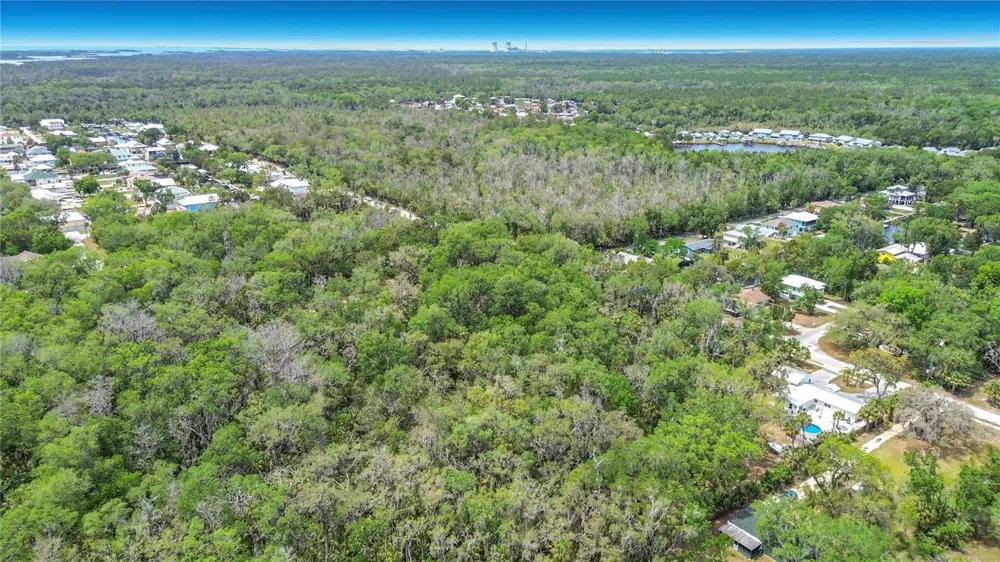 1670 NW 19TH STREET Crystal River, FL 34428